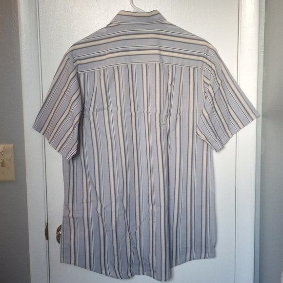 DAVID TAYLOR MENS MEDIUM SHORT SLEEVE DRESS SHIRT BLUE WITH BEIGE AND WHITE - Picture 2 of 4